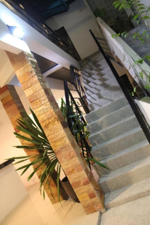 The Seashore Kamala Service Apartment Dış mekan fotoğraf