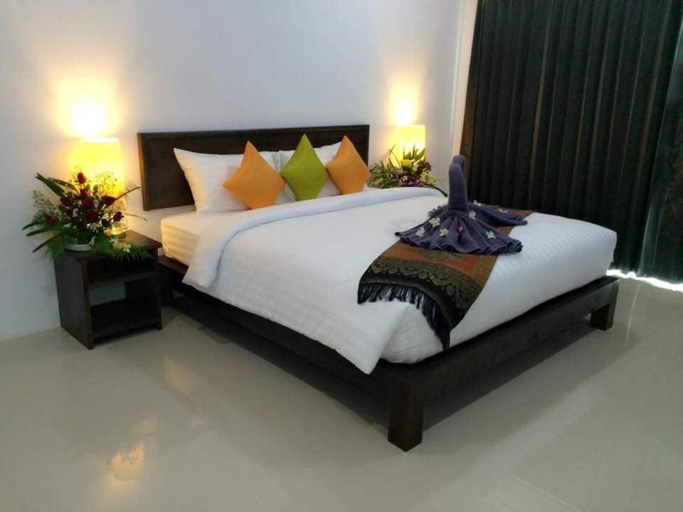 The Seashore Kamala Service Apartment Dış mekan fotoğraf